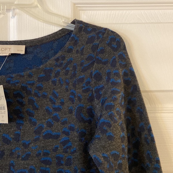 LOFT SWEATER DRESS SIZE SP BRAND NEW LENGTH 35” BUST 30” see all photos - Picture 2 of 12